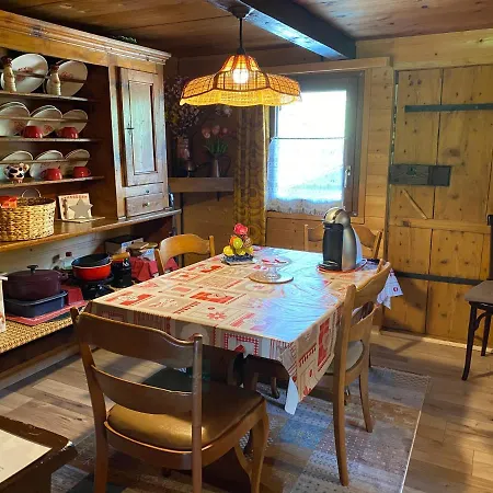 Le Mazot Alpstuga Troistorrents